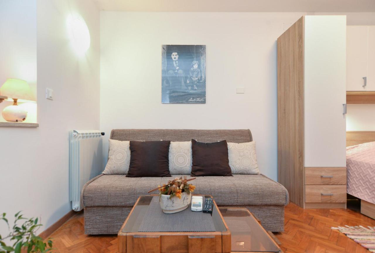 Apartments Voltica 1049 Rovinj Exterior foto